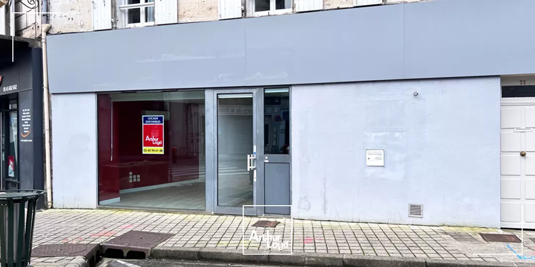 Bureaux avec vitrine à louer à Angoulême proche Champ de Mars